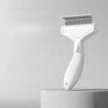 Self-Cleaning Pet Dematting Comb — One-Click Hair Release for Cats & Dogs